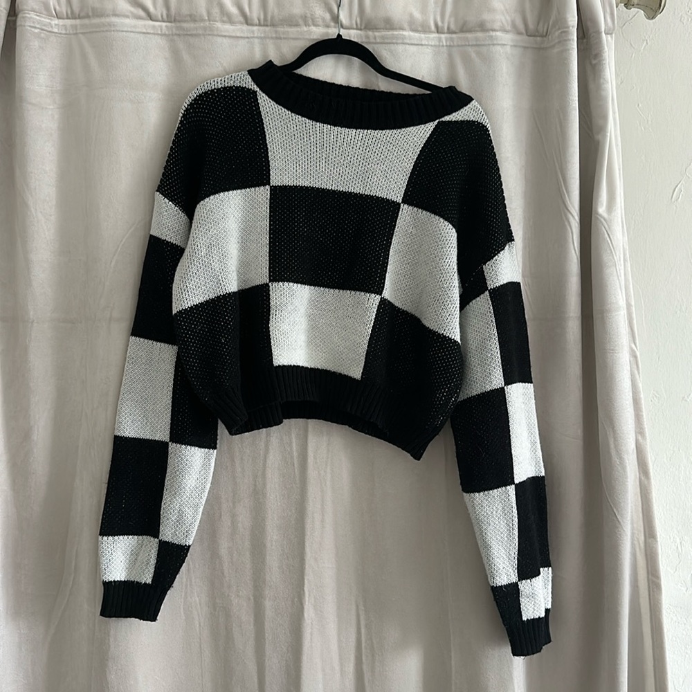 Checkered Crop Sweater